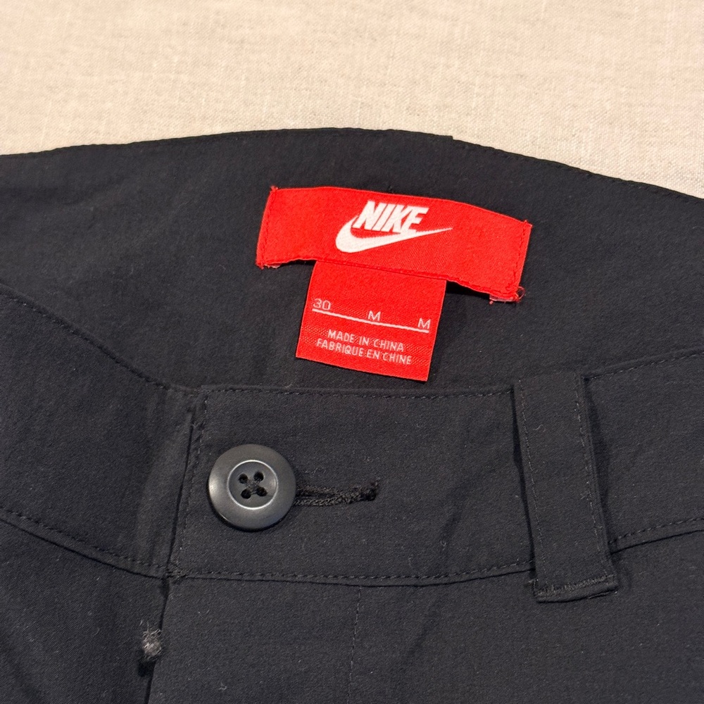 Nike Woman’s Black Joggers - Picture 8 of 8